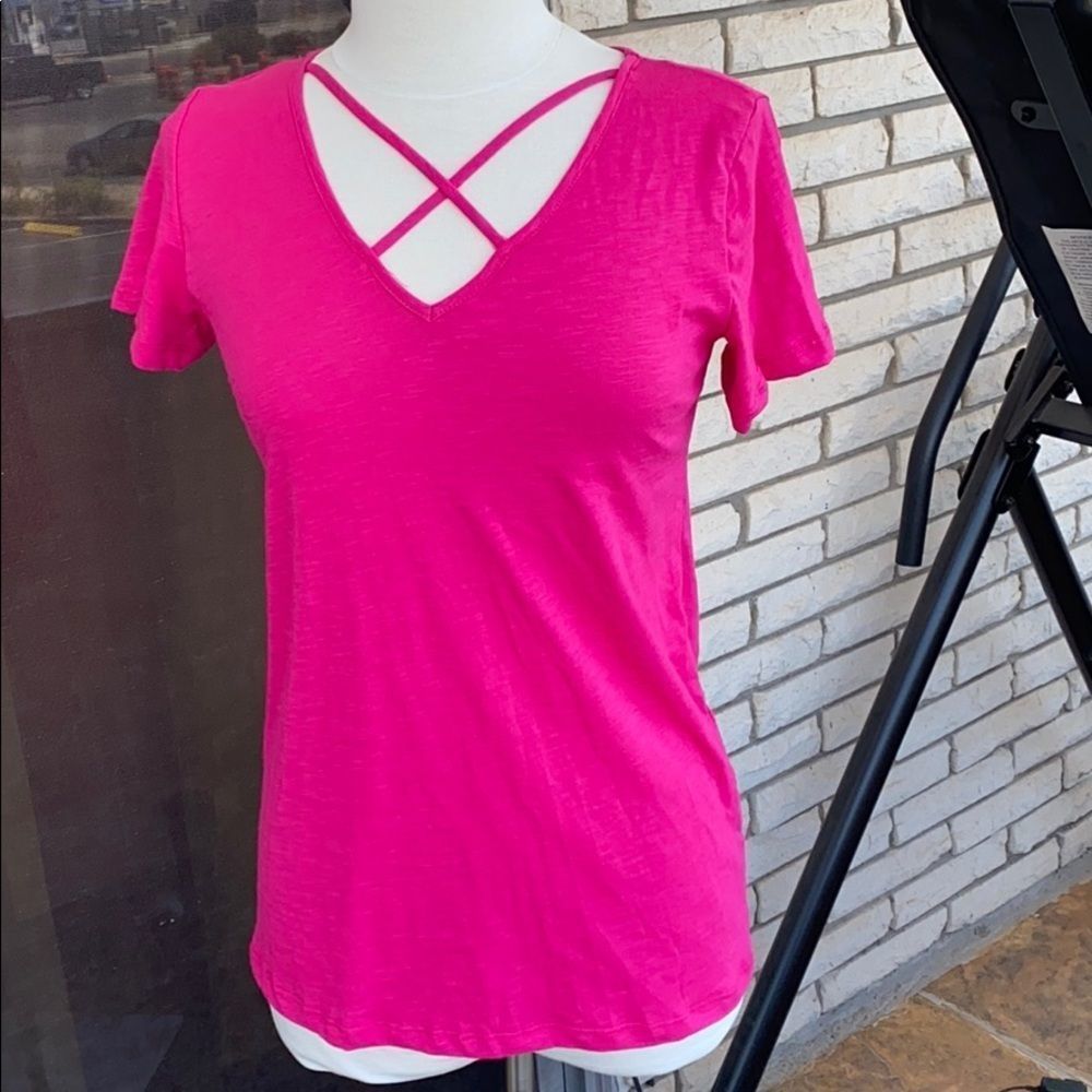 Criss Cross T-Shirt
